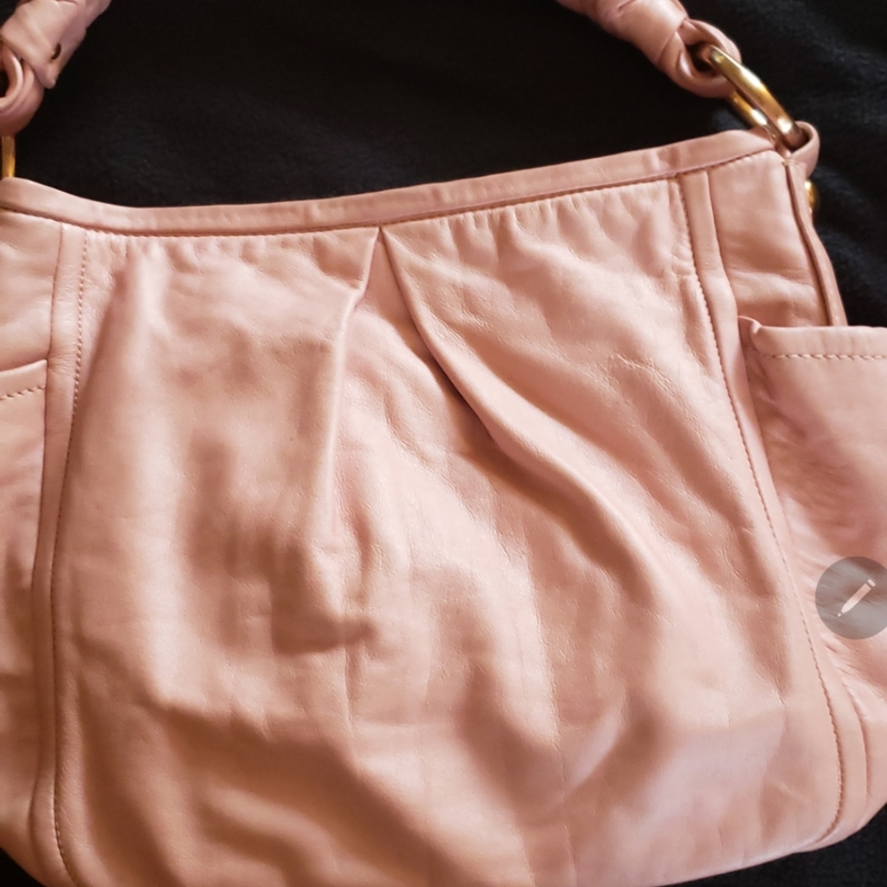 Women's Soft Leather Shoulder Bag in Blush Pink